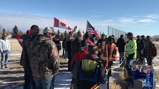 Anti-mandate rallies continue at Montana-Alberta border