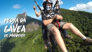 Sobrevoei a Pedra da Gávea de Parapente