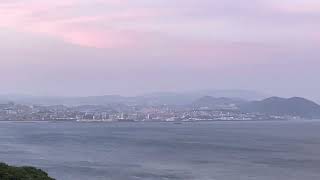 淡路島から明石海峡大橋と神戸の夜景