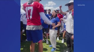 Kim Pegula breaks down huddle at Bills' training camp