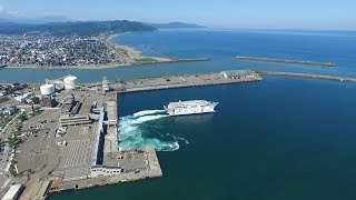 佐渡汽船　【空撮】直江津港を出港するあかねを撮ってみた【シリーズ】