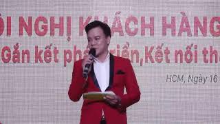 MC Phan Đạt dẫn chương trình tất niên J&T Express 2018-2019