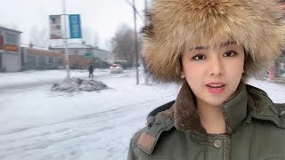 黑龙江局部地区大雪，受疫情影响开始封村了，哪也不能去在家蹲着