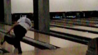 Bowling slow motion Petteri Salonen