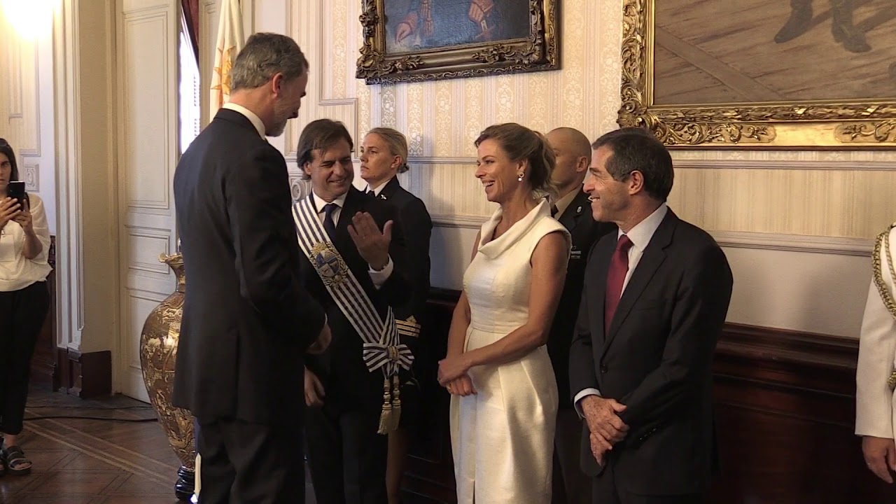 Felicitación De S.M. El Rey Al Presidente De La República Oriental Del ...