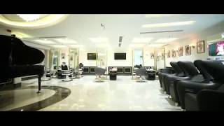 Looks Salon, One Horizon Centere