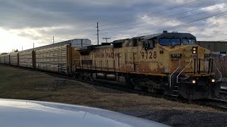 CSX Q264 Autorack Train With Solo UP Engine At Plxley Rd In Gates, NY 1-28-18