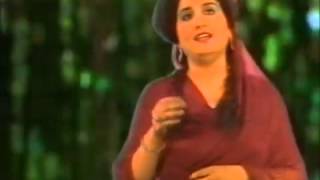 Naheed Akhtar   Hamara Parcham Yeh Pyara Parcham   Pakistani National Song   PTV