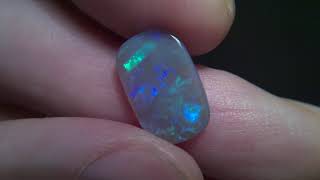 3.65cts dark crystal opal from Lightning ridge