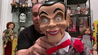 Unboxing Goosebumps Slappy doll.