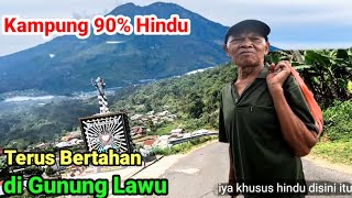 Kampung Mayoritas Hindu Terus Bertahan di Gunung Lawu