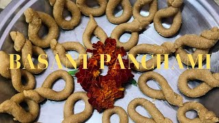 बसंत पंचमी के दिन घुघुत और खजूर बनाए | Basant Panchami Ke Din Ghugut aur Khajoor Banye |