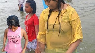 কচি মেয়েদের সাগরে গোসল ||কক্সবাজার সাগরে গোসল