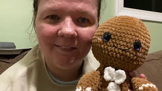 Crocheted a gingerbread man #crochet #amigurumi