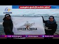 green india challenge @ antarctica అంటార్కిటికాపై ఎగిరిన గ్రీన్‌ ఇండియా ఛాలెంజ్ జెండా