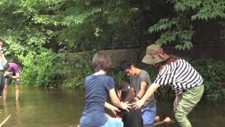 東京の川で洗礼式 Yui's Baptism in river - July 21, 2013