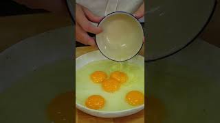 Trứng hấp mắm kiểu Thái chua ngọt hao cơm cực dễ chỉ 5 phút