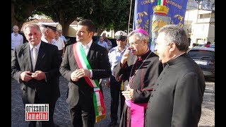 ORIZZONTI LAMETINI - La visita di Mons. Schillaci a Martirano Antico