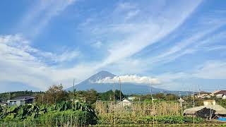 2021 09 23 の富士山　初冠雪取り消し