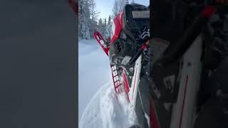 This sled is a wheelie beast Lynx Shredder 850 Turbo