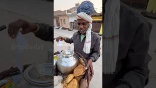 Crunchy कचौड़ी मात्र 10₹/- 😋 || hardworking uncle selling Kachori #shorts #viral #trending