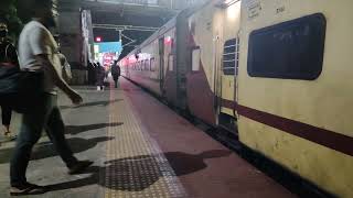 17479 Puri-Tirupati exp arr #palasa #visakhapatnam #indianrailways #puri #tirupati #trainjourney