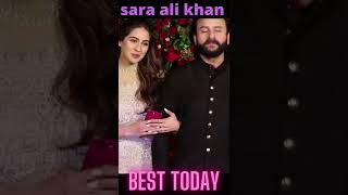 Sara Ali Khan with her dad saif ali khan