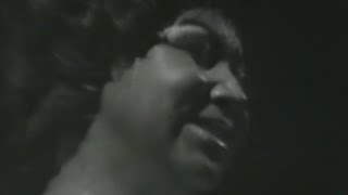 Aretha Franklin - Reach Out And Touch (Somebody's Hand) - 3/7/1971 - Fillmore West (Official)