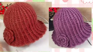 Free crochet bucket hat tutorial with flower.