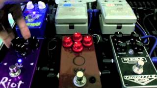 Suhr Riot / Angry Charlie / Mesa THROTTLE BOX