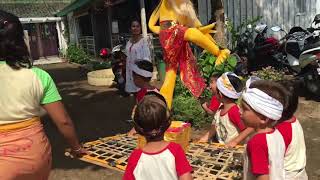 バリ島 ルマクチル オゴオゴパレード Rumah Kecil Bali