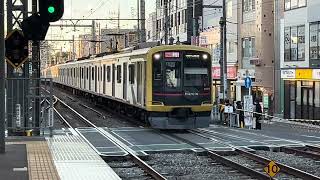 【渋谷ヒカリエ】西武池袋線　東急5050系4110F（SHIBUYA Hikarie号） Fライナー快速急行元町・中華街行き　ひばりヶ丘到着シーン