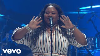 Tasha Cobbs Leonard - You Know My Name (Intro/Live At Passion City Church)