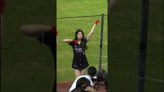 230414 黑色情人節 Rakuten Girls 儷軒〔陳晨威 安打慶祝〕