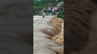 പേടി ഇല്ലാത്തവർ മാത്രം ഈ വീഡിയോ കാണുക ഇത് ഇയാളുടെ വിധി 😳😳