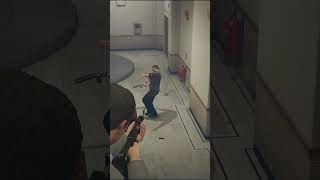 MICHEAL STEAL MILLIONS OF DOLLARS GOLD FROM CITY VAULT DURING BANK ROBBERY! #shorts #gta5