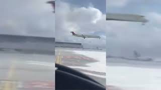 WOW! Delta Flight 4819 Crashes At Toronto International