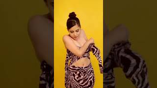 urfi javed🔥🥵 new hot dress sexy video 🥵🥵📸 bollywood actress celebrity #memes #fun #comedy #trending