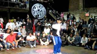 Juste Debout NYC 2011 - Khan - Judge Move (USA Qualifiers)