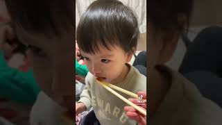 #梅干し #酸っぱい #eating #sour #kidsvideo #kids #haruandsui