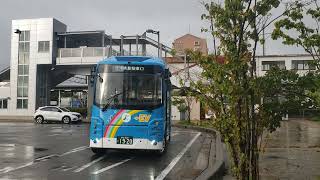 鴻巣市コミュニティバスフラワー号(朝日バス)(J6 2.0/B70A02)車番1157[中山道コース]鴻巣駅東口行き北鴻巣駅西口バス停発車