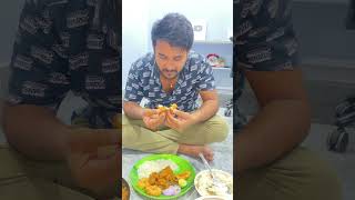 మన చేతి వంట ఎలా ఉందొ 😆  #foodvlogs #foodie #food #kfc #streetfood #telugufood #youtubeshorts