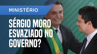 BOLSONARO ADMITE TIRAR PODER DE MORO E RECRIAR MINISTÉRIO DA SEGURANÇA