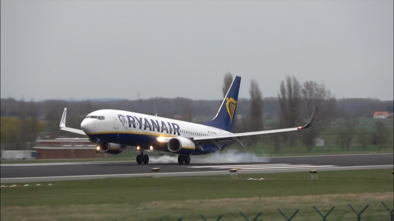 4k Ryanair 737 Landing At Brussels Airport Youtube