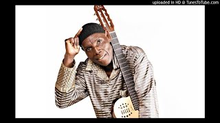 Oliver 'Tuku' Mtukudzi - Dzoka Uyamwe