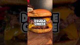 Le Double Cheeseburger ! 🍔🥓Oublie pas d'afficher ton pote qui à la dalle en soirée ! 😹