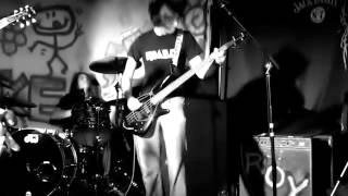 Nukeateen - Forme Live at the Shed 05/04/2012 Leicester (90's Indie Rock/Grunge Band)