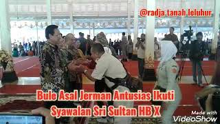 cerita Bule ikut antri syawalan dengan Sri Sultan HB X