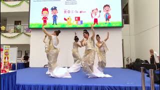 ရတနာပုံ - Yadanar pone dance - Singapore