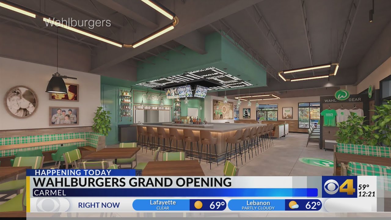 Wahlburgers Grand Opening - YouTube